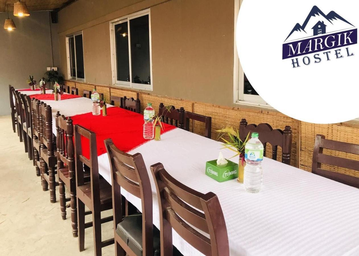 Margik Backpackers Hostel Pokhara Exterior foto